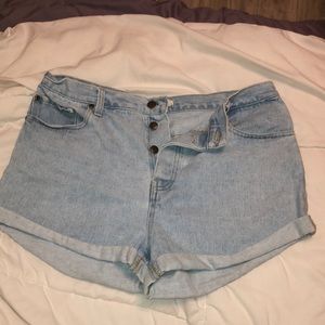 denim high waisted shorts!!!
